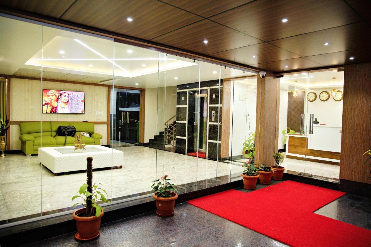 Villa Grand Hotel Near Kempegowda International Airport Devanahalli Exteriör bild